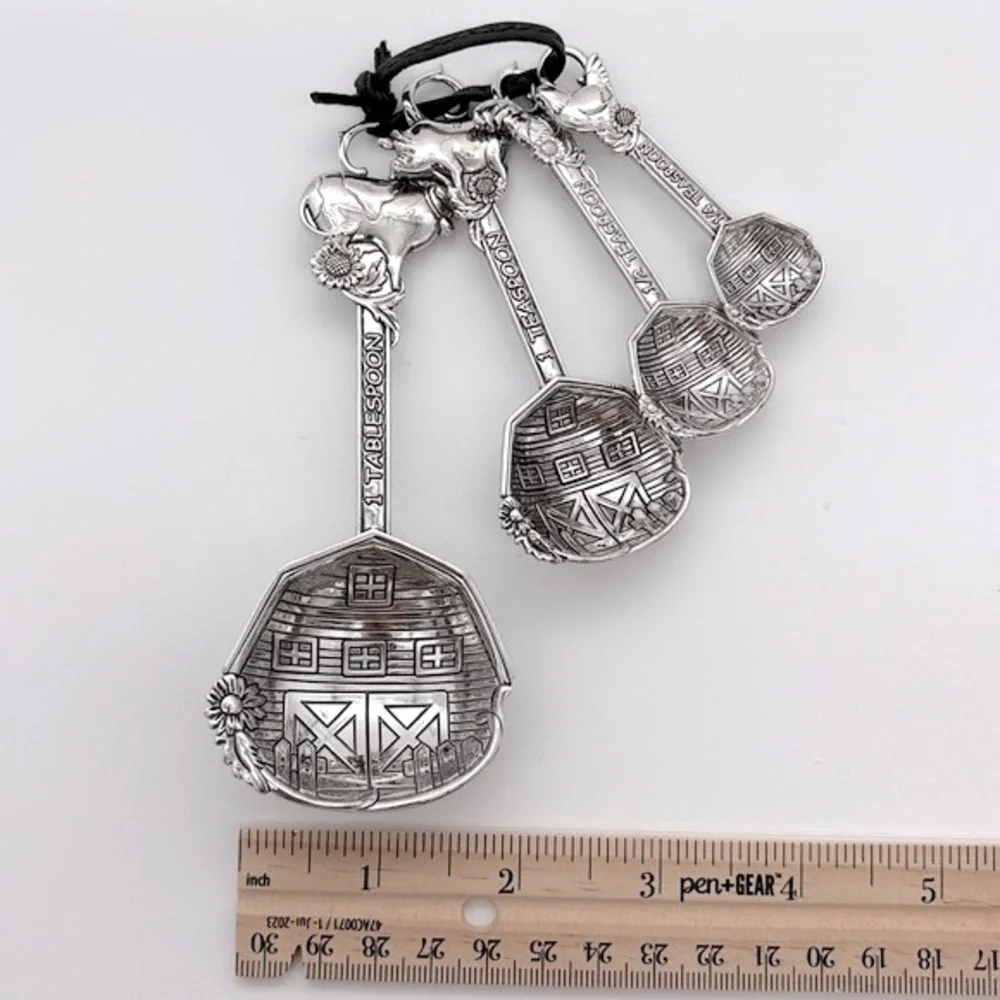 Barn/Farm Animal Theme 4 Piece Metal Measuring Spoons Set